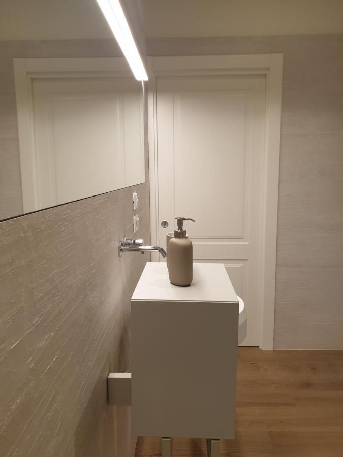 Saint George And The Dragon Suite Bologne Extérieur photo