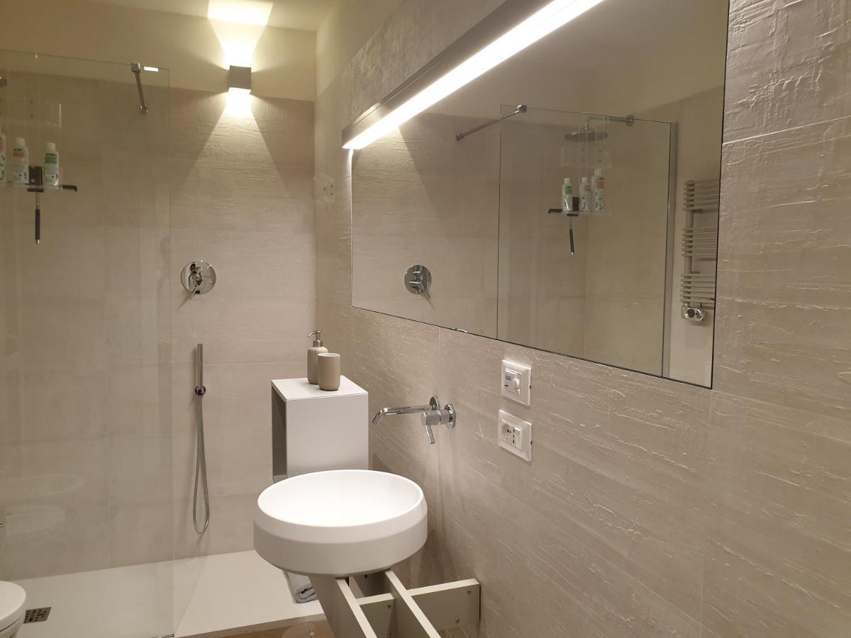 Saint George And The Dragon Suite Bologne Extérieur photo